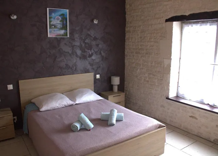 La Marquise La Charriere