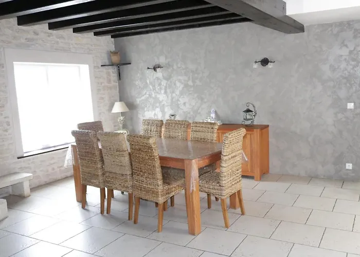 La Marquise La Charriere